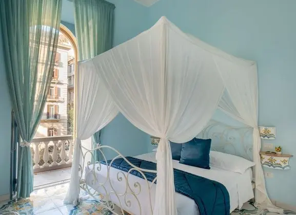 Deluxe Tek Büyük Yataklı Oda, Balkon