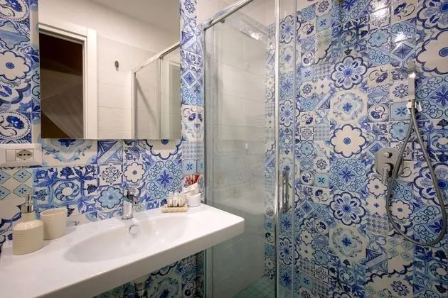 Üç Kişilik Oda, Balkon, Şehir Manzaralı