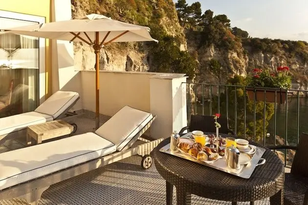Junior Süit, Balkon, Deniz Manzaralı