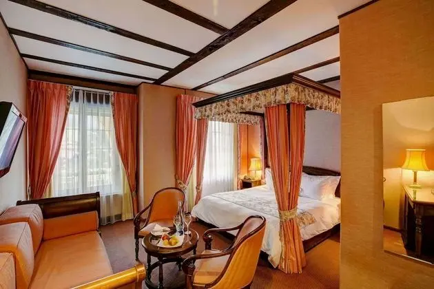 Deluxe Tek Büyük Yataklı Oda, Balkon