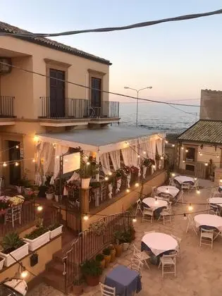 Superior Stüdyo Süit, Balkon, Kısmi Deniz Manzaralı