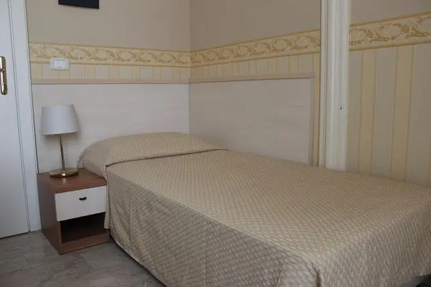 Tek Kişilik Oda With Balcony