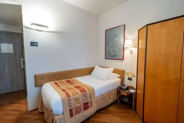 Classic Tek Kişilik Oda