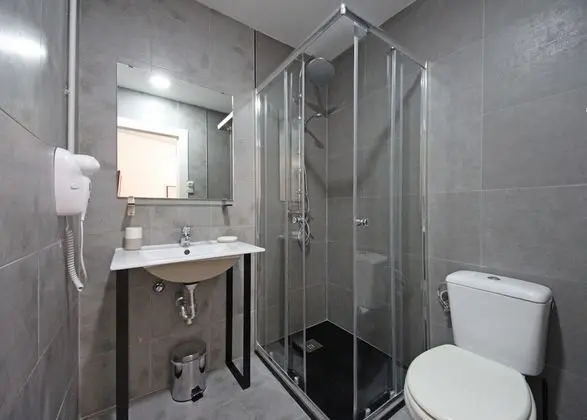 Tek Büyük Yataklı Oda