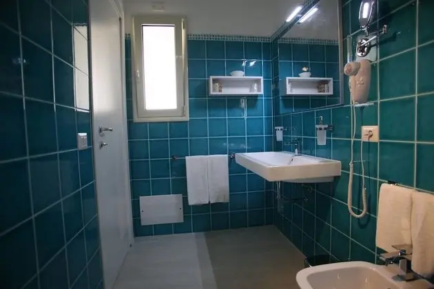 Classic Tek Büyük veya İki Ayrı Yataklı Oda
