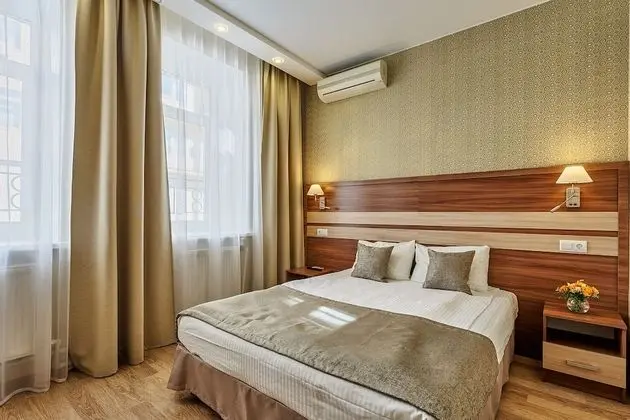 Comfort Tek Büyük Yataklı Oda