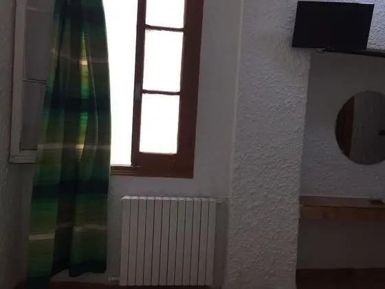 Üç Kişilik Oda, Birden Çok Yatak, Avlu Manzaralı