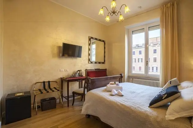 Romantic Tek Büyük Yataklı Oda