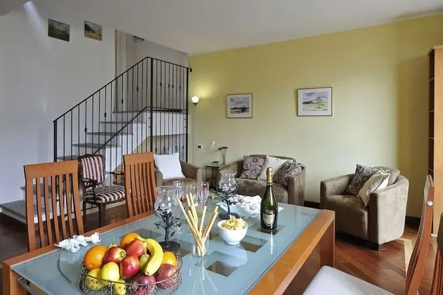 Family Apart Daire, Birden Çok Yatak, 2 Banyolu, Bahçeli (Regina Villetta)