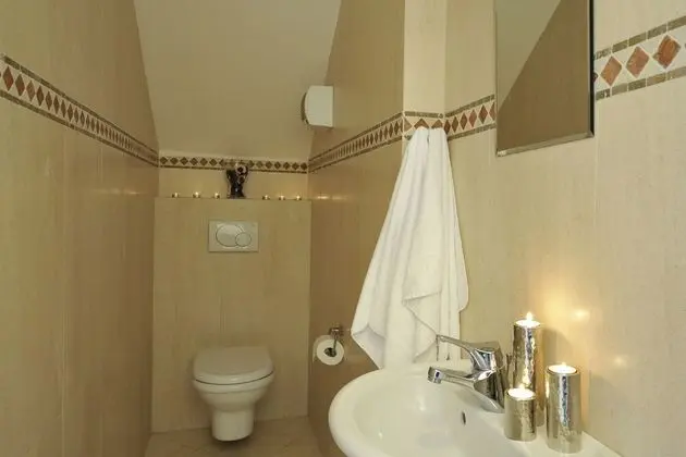 Family Apart Daire, Birden Çok Yatak, 2 Banyolu, Bahçeli (Regina Villetta)