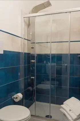 Üç Kişilik Oda, Şehir Manzaralı
