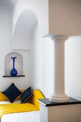 Dört Kişilik Oda, Deniz Manzaralı