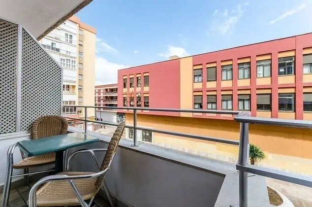 Büyük Yataklı Tek Kişilik Oda
