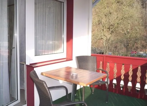 Tek Büyük Yataklı Oda, Balkon