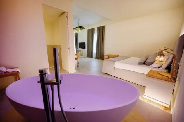 Luxury Suite
