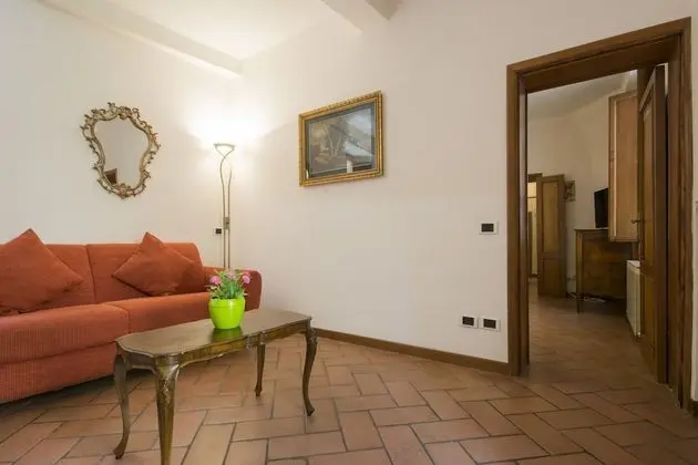 Exclusive Apart Daire, Avlu Manzaralı