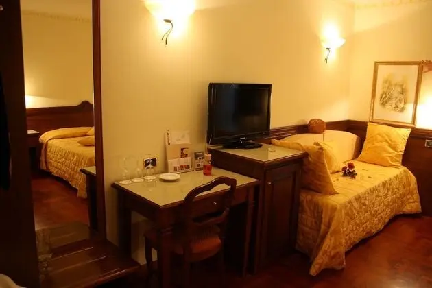 Tek Büyük Yataklı Oda