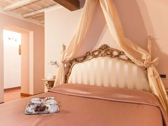 Süit (up to 4 people)