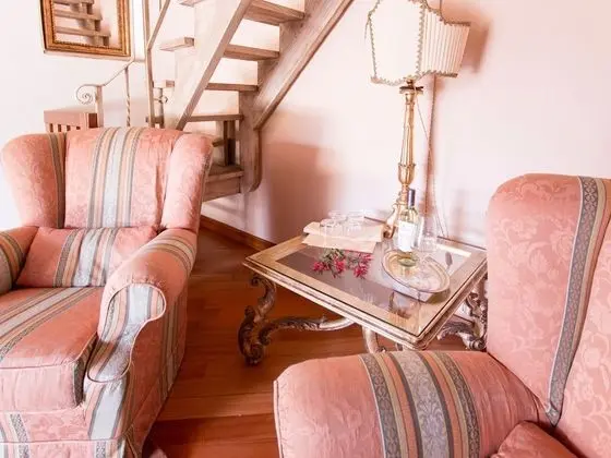 Süit (up to 4 people)