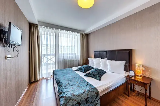 Suit Two Bedrooms