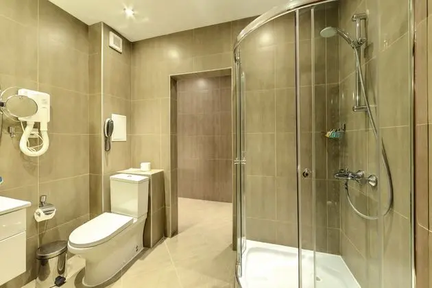 Suit Two Bedrooms
