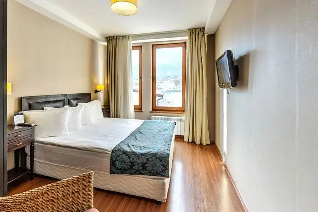 Suit Two Bedrooms