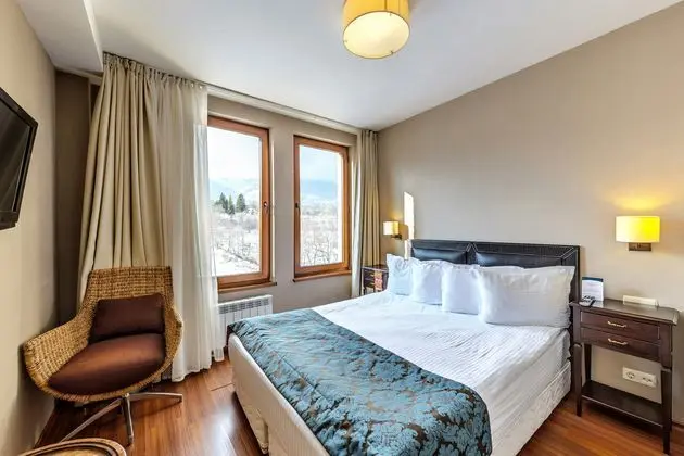 Suit Two Bedrooms