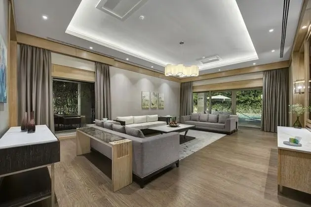 Emerald Villa