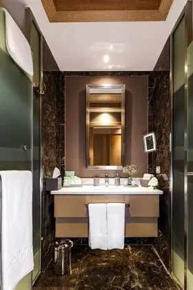 Jade Junior Room