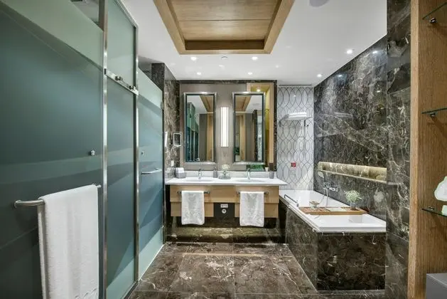 Jade Room