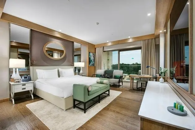 Jade Room