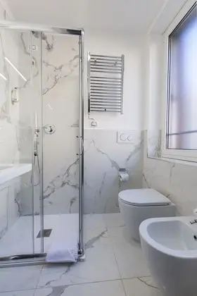 Comfort Büyük Yataklı Tek Kişilik Oda