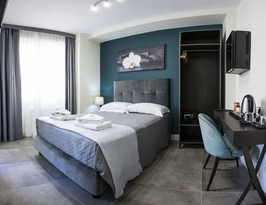 Economy Tek Büyük Yataklı Oda