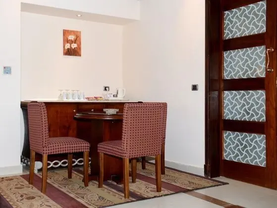Deluxe Suite with Spa Bath