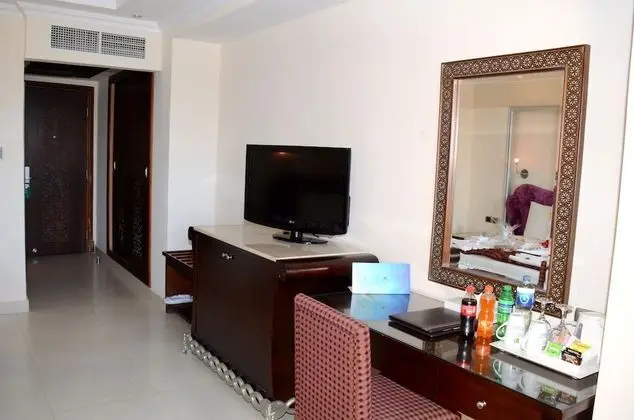 Deluxe Tek Büyük Yataklı Oda, Deniz Manzaralı