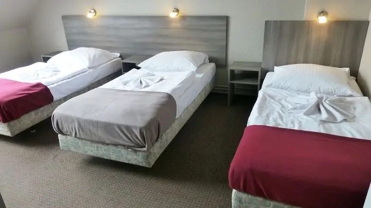 Economy Üç Kişilik Oda