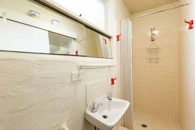 Basic Stüdyo, Özel Banyo