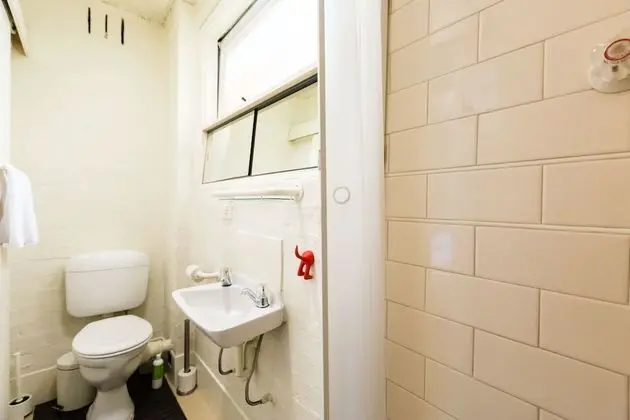 Basic Stüdyo, Özel Banyo