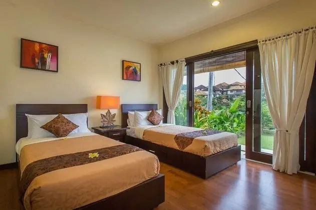 Villa, 3 Yatak Odası, Kişiye Özel Havuzlu, Havuz Manzaralı