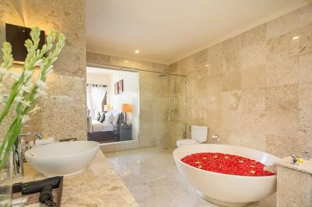 Villa, 3 Yatak Odası, Kişiye Özel Havuzlu, Havuz Manzaralı