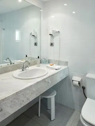 Standard Tek Büyük veya İki Ayrı Yataklı Oda, Teras