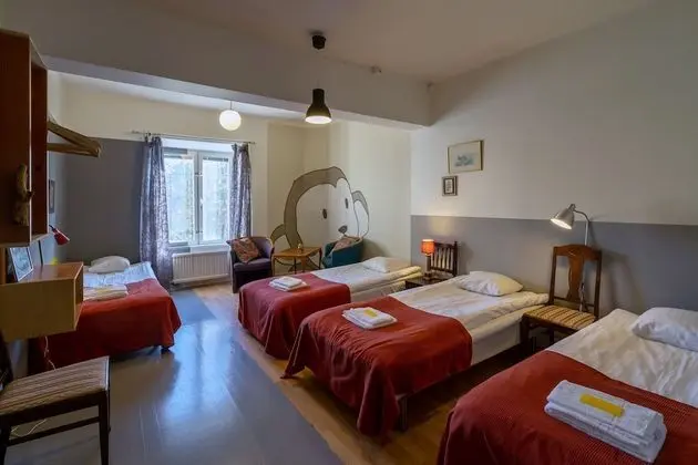 Standard Dört Kişilik Oda, Ortak Banyo