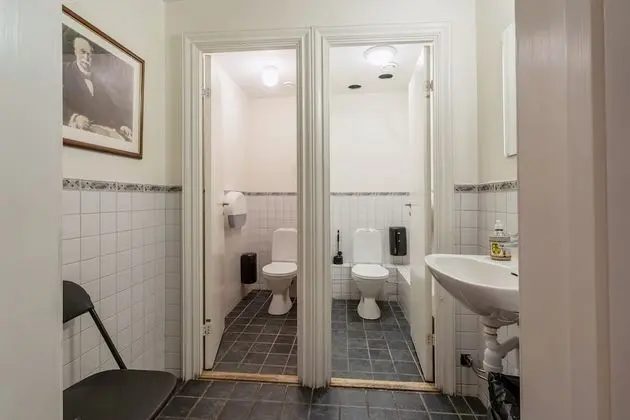 Standard Dört Kişilik Oda, Ortak Banyo