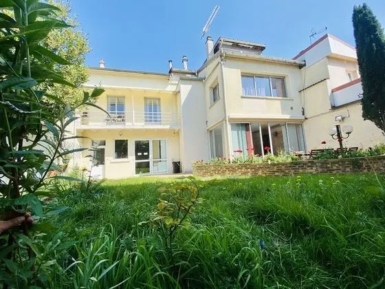 Traditional Tek Büyük Yataklı Oda, Bahçe Manzaralı