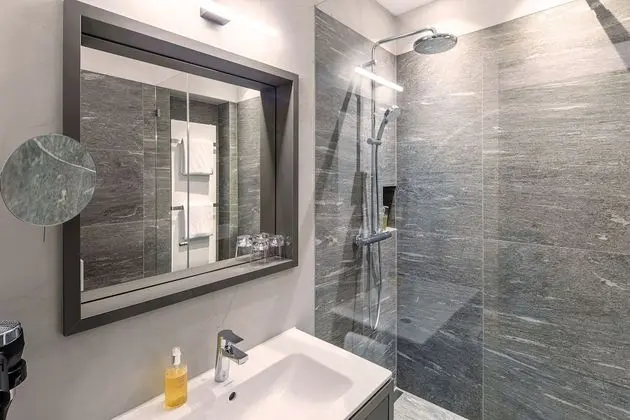 Superior Tek Büyük Yataklı Oda, Balkon, Dağ Manzaralı