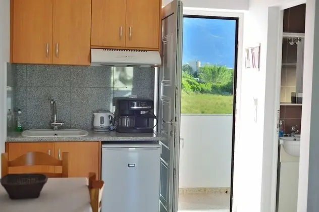 Standard Stüdyo, 3 Tek Kişilik Yatak, Havuz Manzaralı (3 Guests)