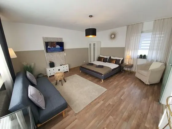 Apart Daire, Zemin Kat