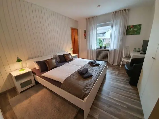 Tek Büyük Yataklı Oda