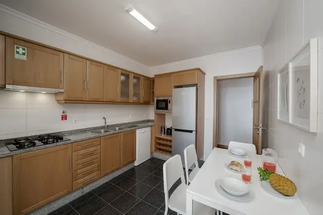Basic Apart Daire, Birden Çok Yatak, Deniz Manzaralı