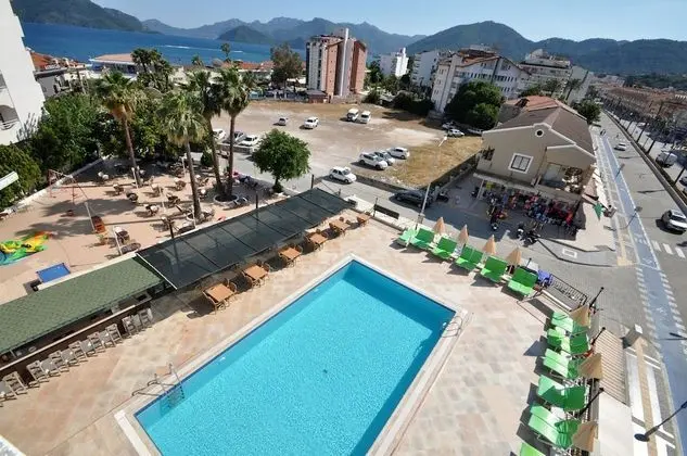 Basic Tek Büyük veya İki Ayrı Yataklı Oda, 1 Çift Kişilik Yatak, Şehir Manzaralı